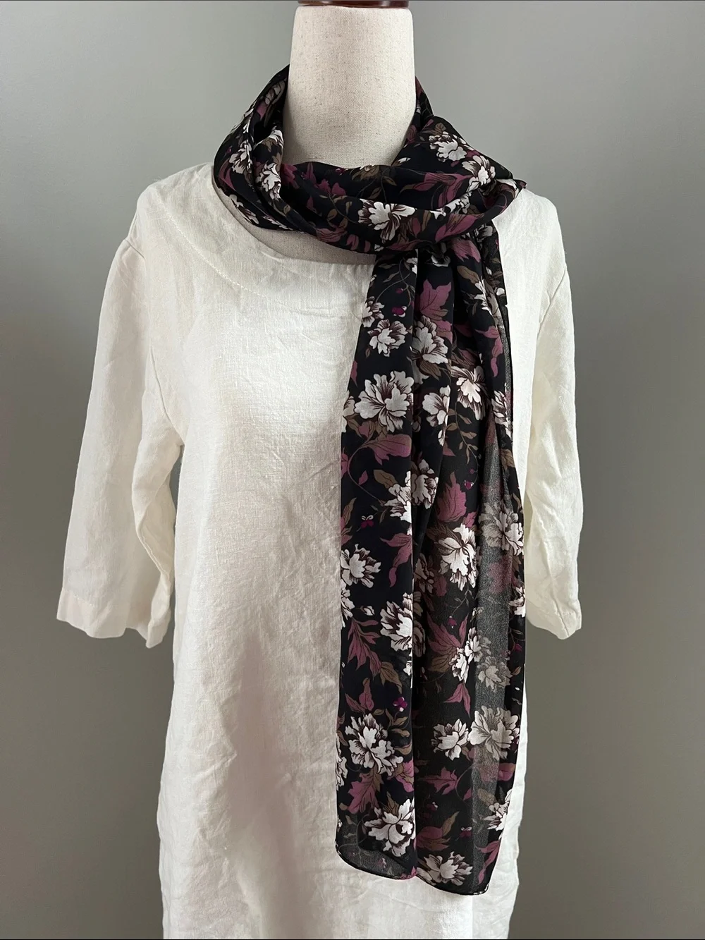 Vintage Sheer Floral Print Lightweight Scarf in Black and Plum